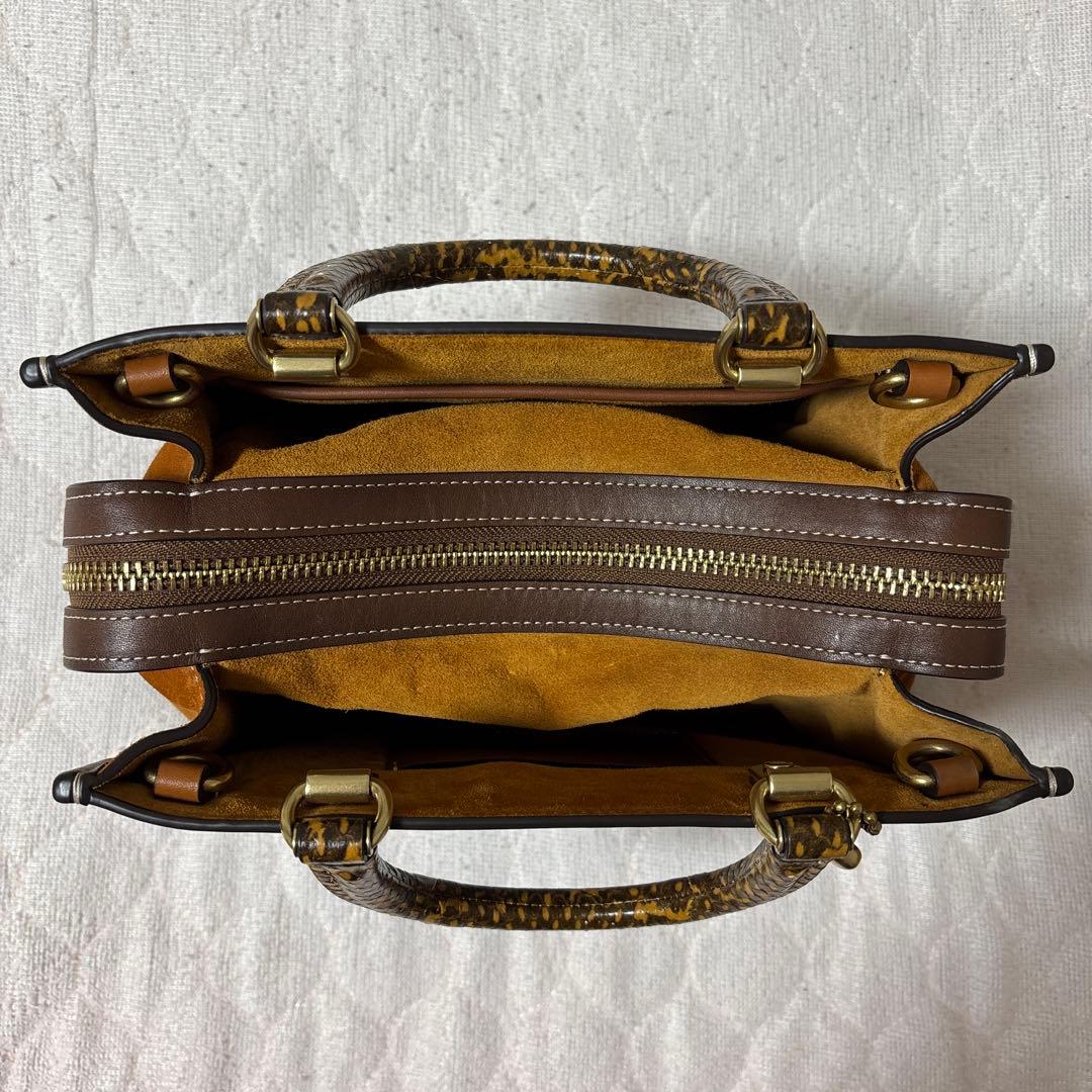 【お値下げ中】COACHローグ25 シグネチャーテキスタイル ハンドバッグ