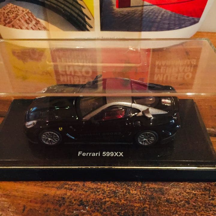 Ferrari オリジナル ミニカー イタリア本社チラシ おまけ付き