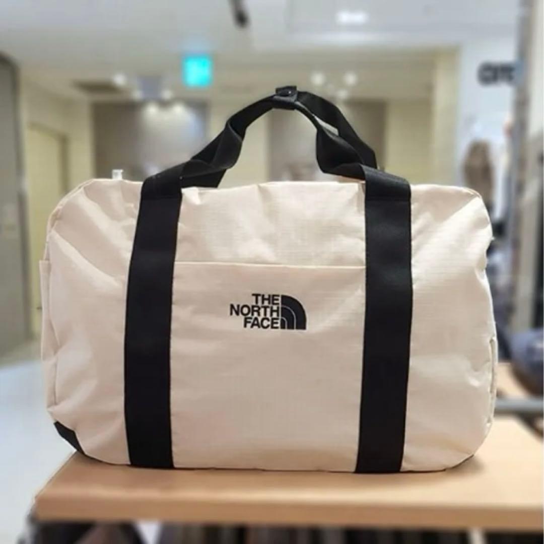 ノースフェイスHERITAGE CARGO L ホワイト ボストンバック 30L