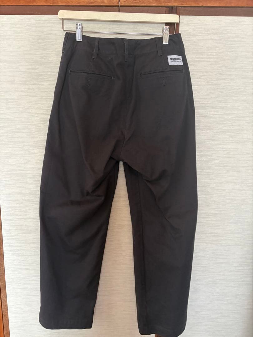ネイバーフッド　チノパン