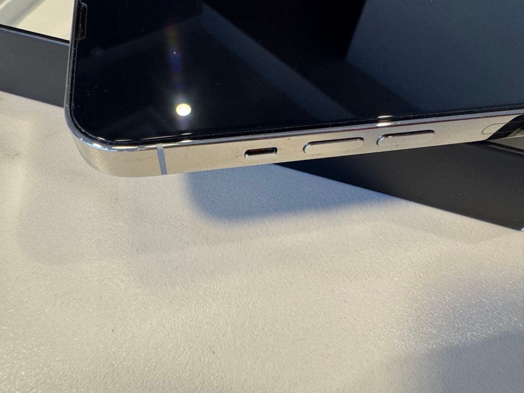 iPhone13pro 512GB、箱あり