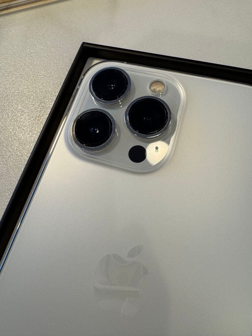 iPhone13pro 512GB、箱あり