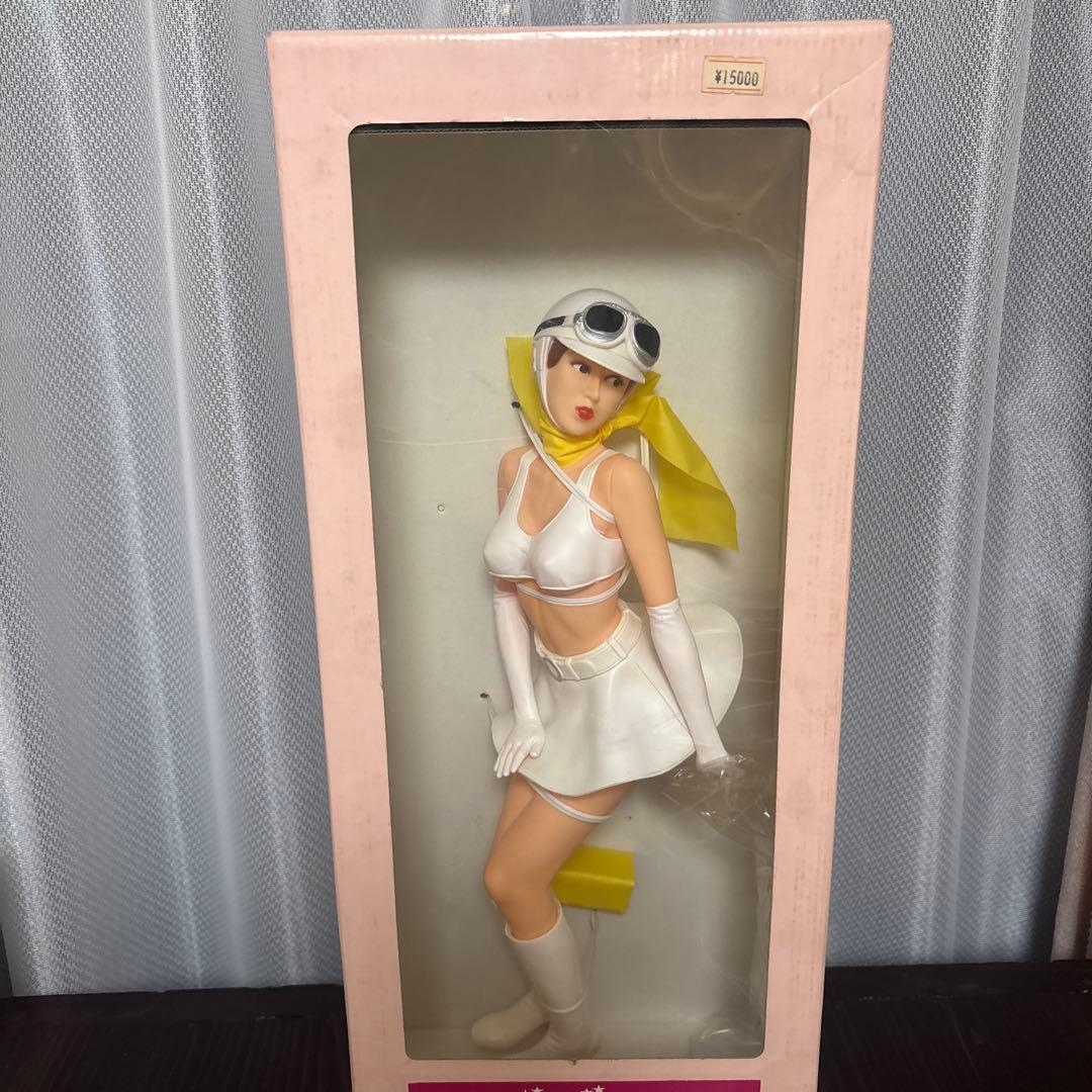 猛烈　ジュディー: モーターサイクルライダー (ホワイトコスチューム版)