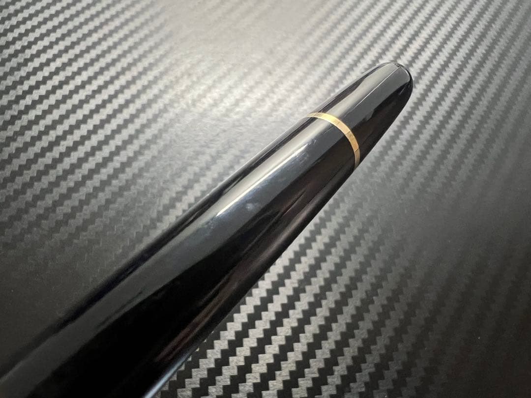 モンブラン マイスターシュテュック 144 万年筆 ブラック 中白 F 細字