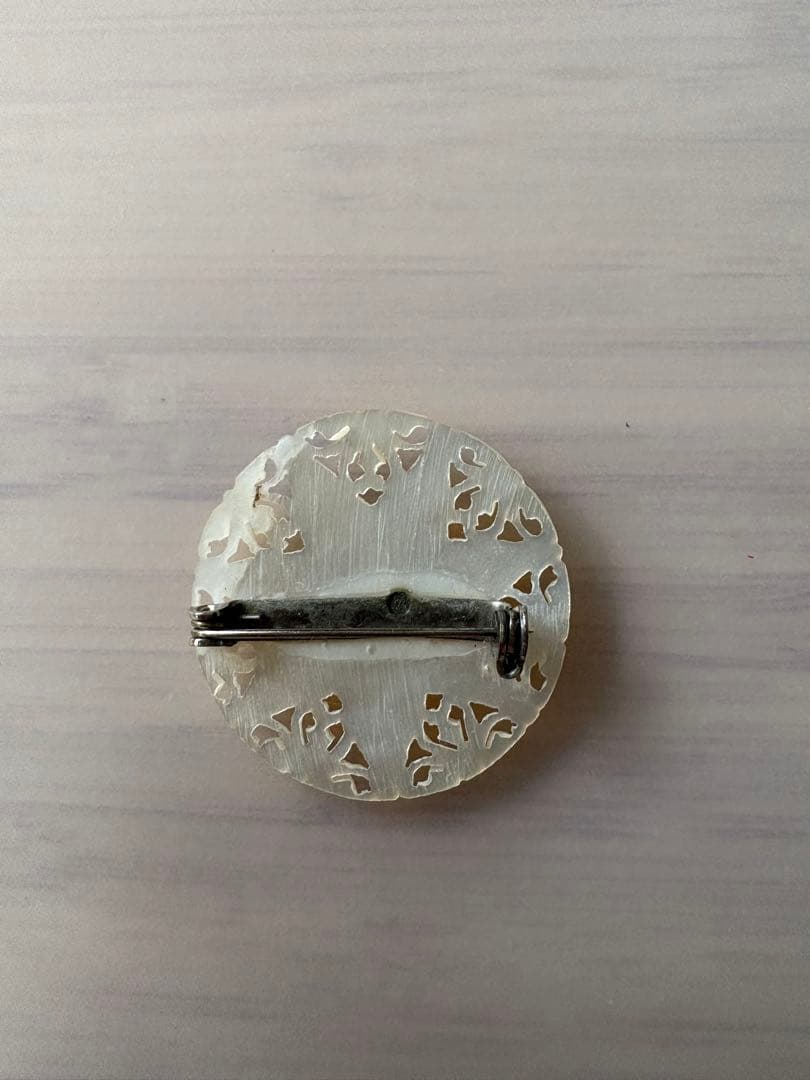 ベツレヘムパール⭐︎人気の七芒星ブローチ