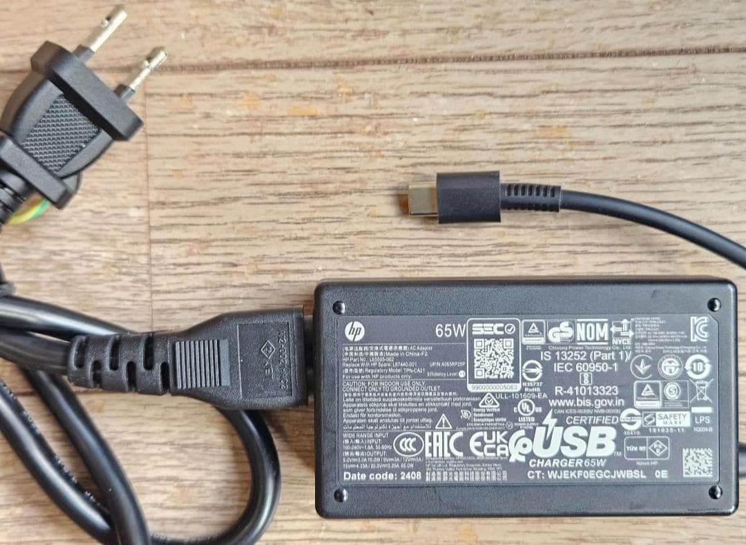 HPSpectre x360 14-ea0042TU　11世代