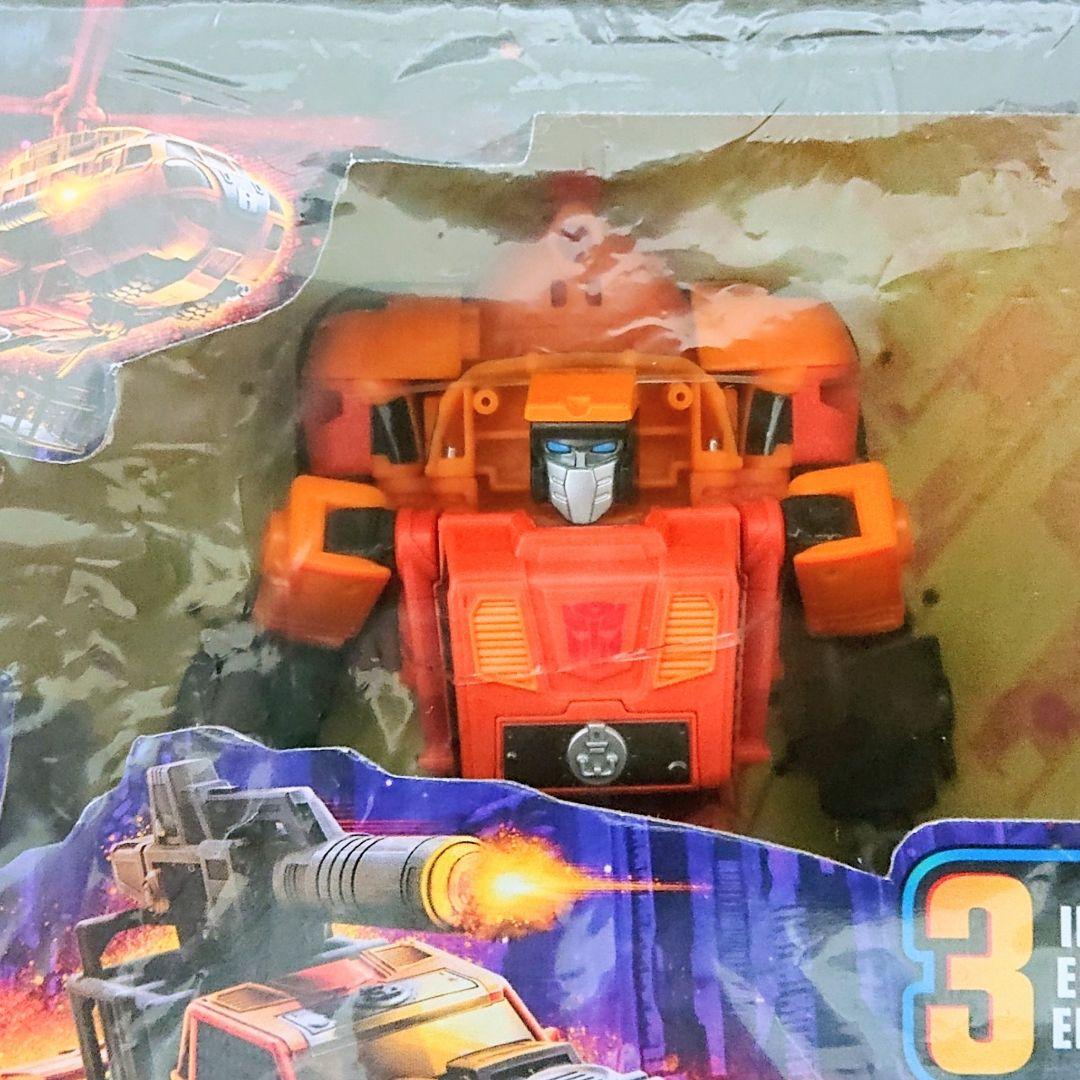 【未開封品】トランスフォーマーレガシー ユナイテッド　TL-76 サンドストーム