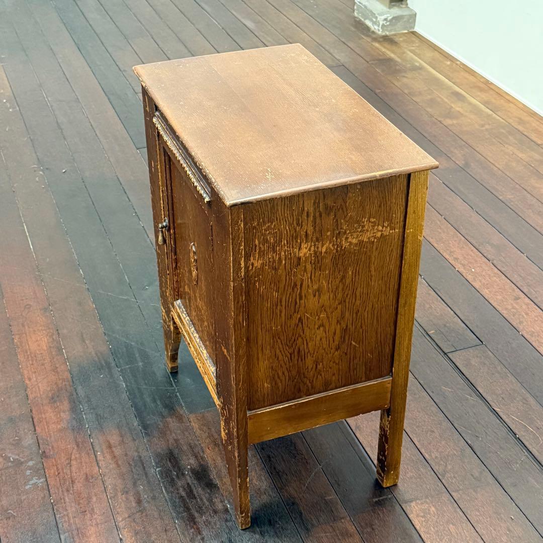 H17K56 英国製 アンティーク キャビネット