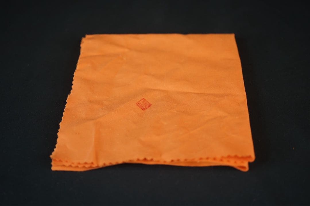 角偉三郎 作 朱 座椀 六つ星 最晩年作 希少作 紙箱 共布 茶懐石道具