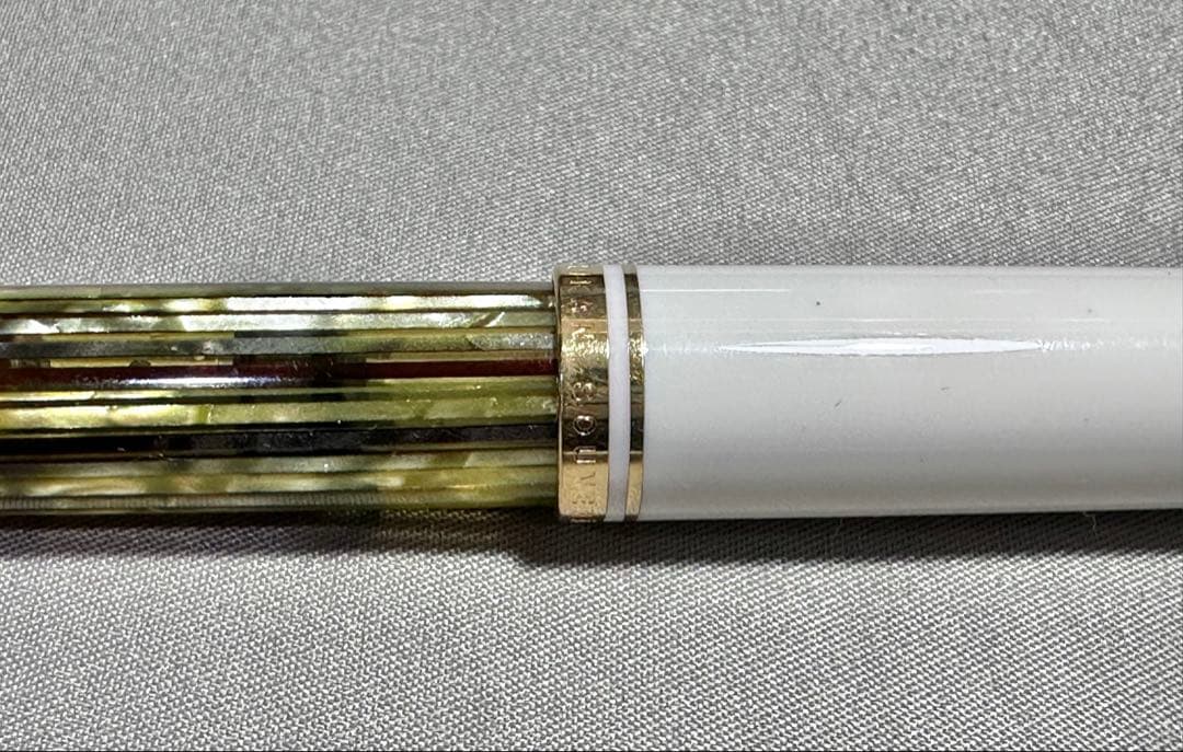 b*7様 ペリカン スーベレーン M400 ホワイトトータス