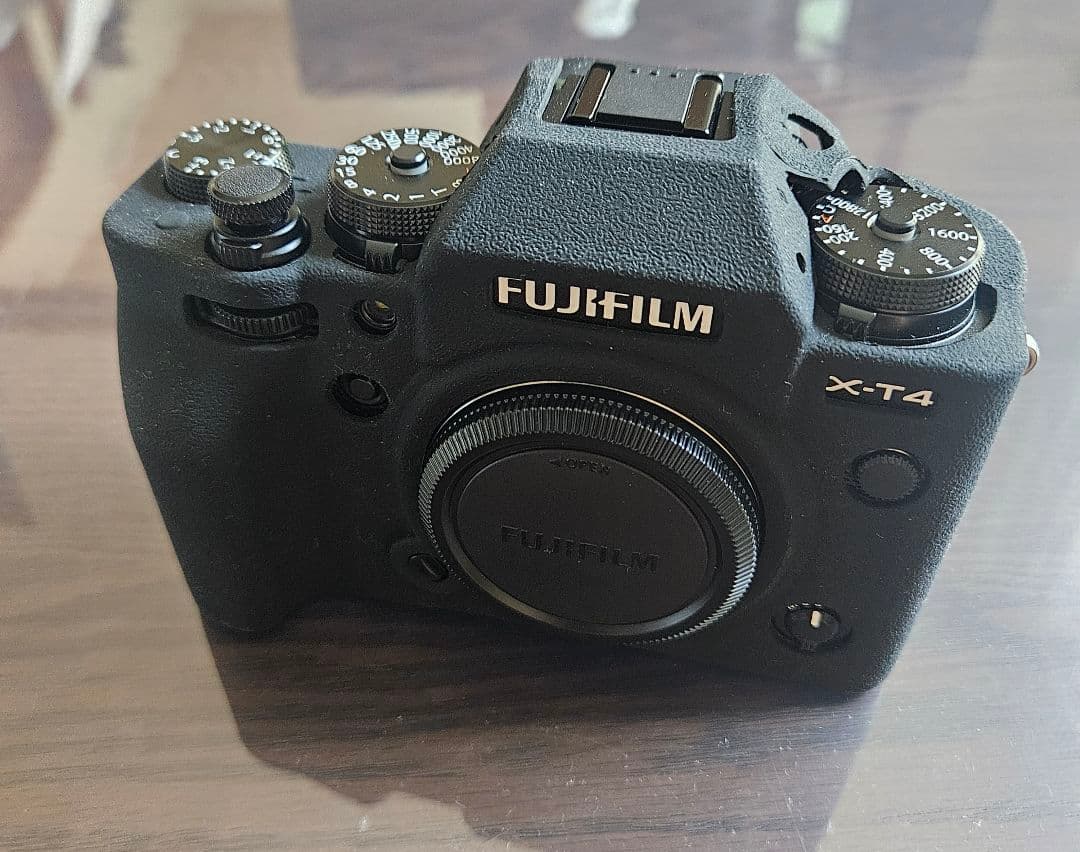 【ルカりん】FUJIFILM X-T4 ブラック