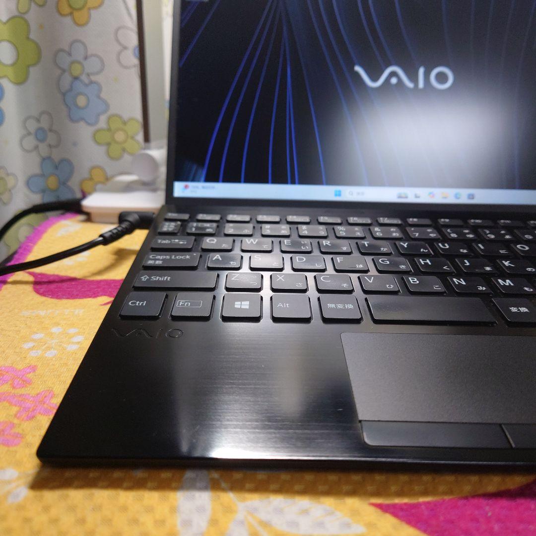 i7-8565U！小型軽量モデル！VAIO proPJ11！ノートパソコン！②