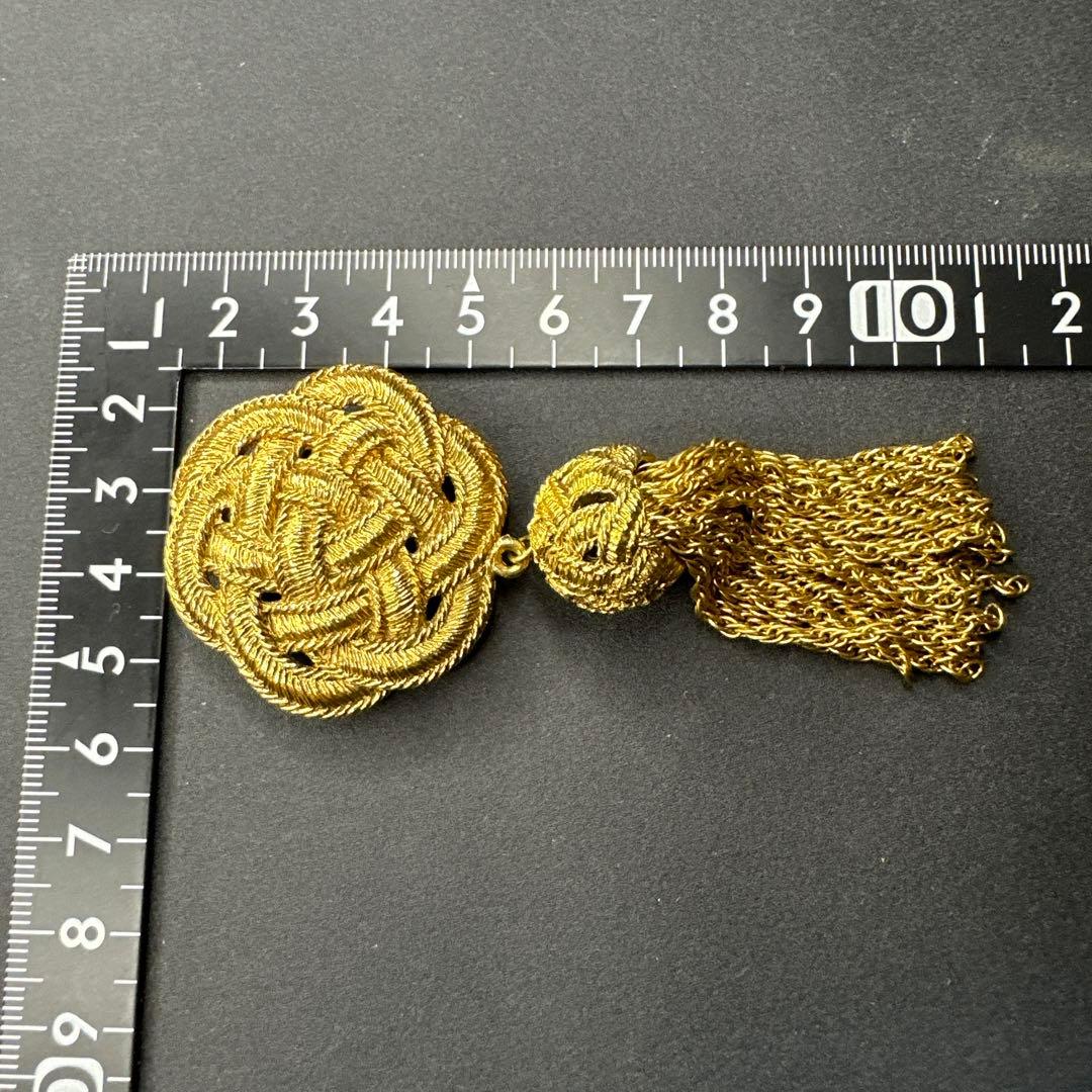 【vintage】Ungaro Parisゴールドカラー編み込みタッセルブローチ