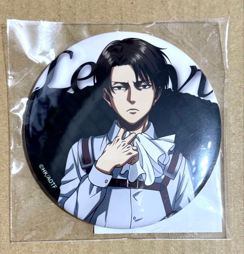 進撃の巨人　リヴァイ　缶バッジ　モーリーオンラインスクラッチ