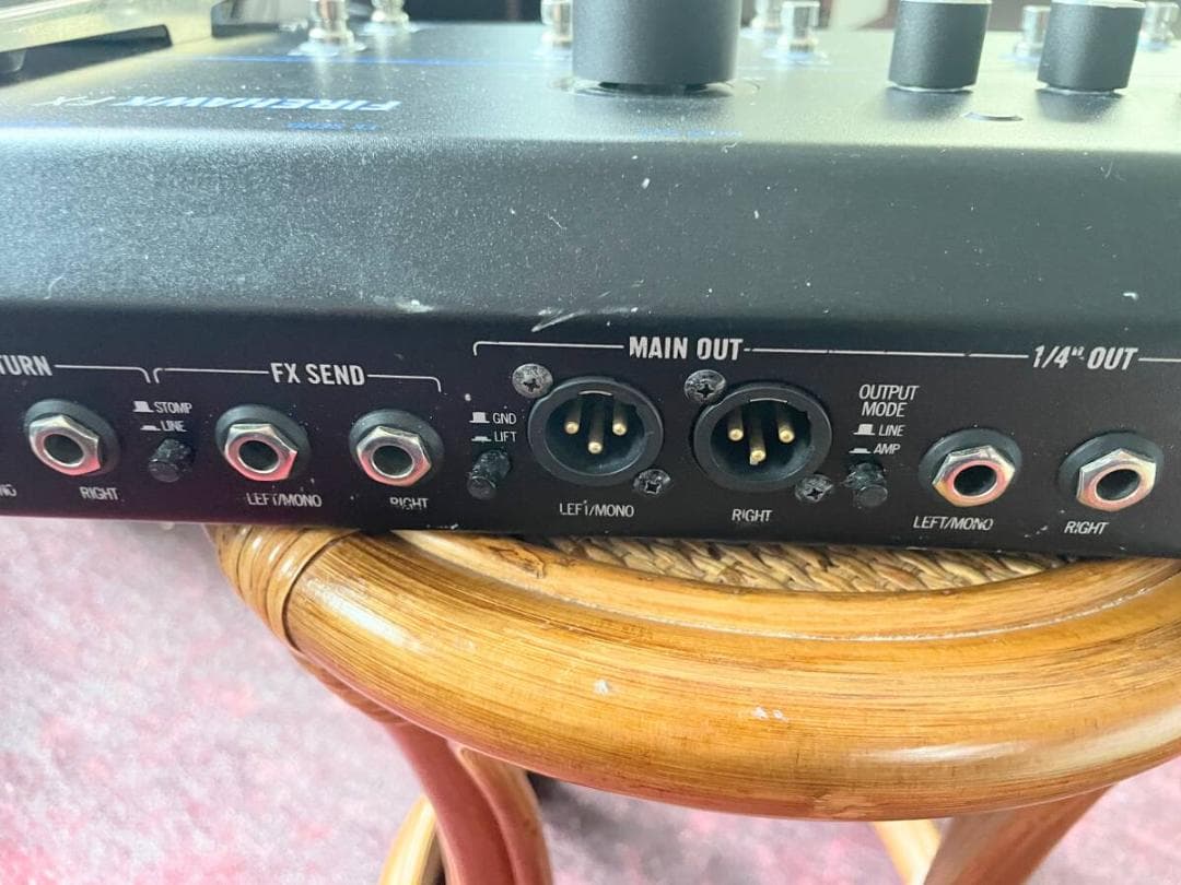 マルチエフェクター LINE6 FIREHAWK FX