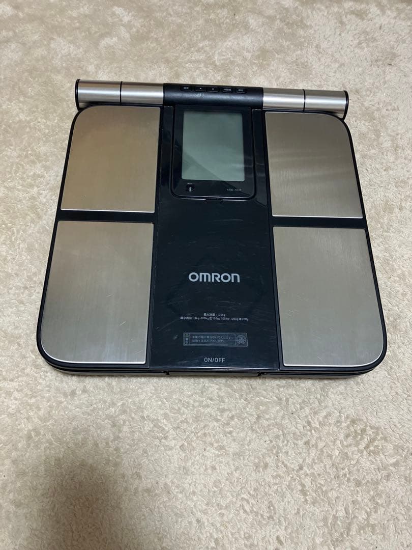OMRON KRD-703T 体脂肪率