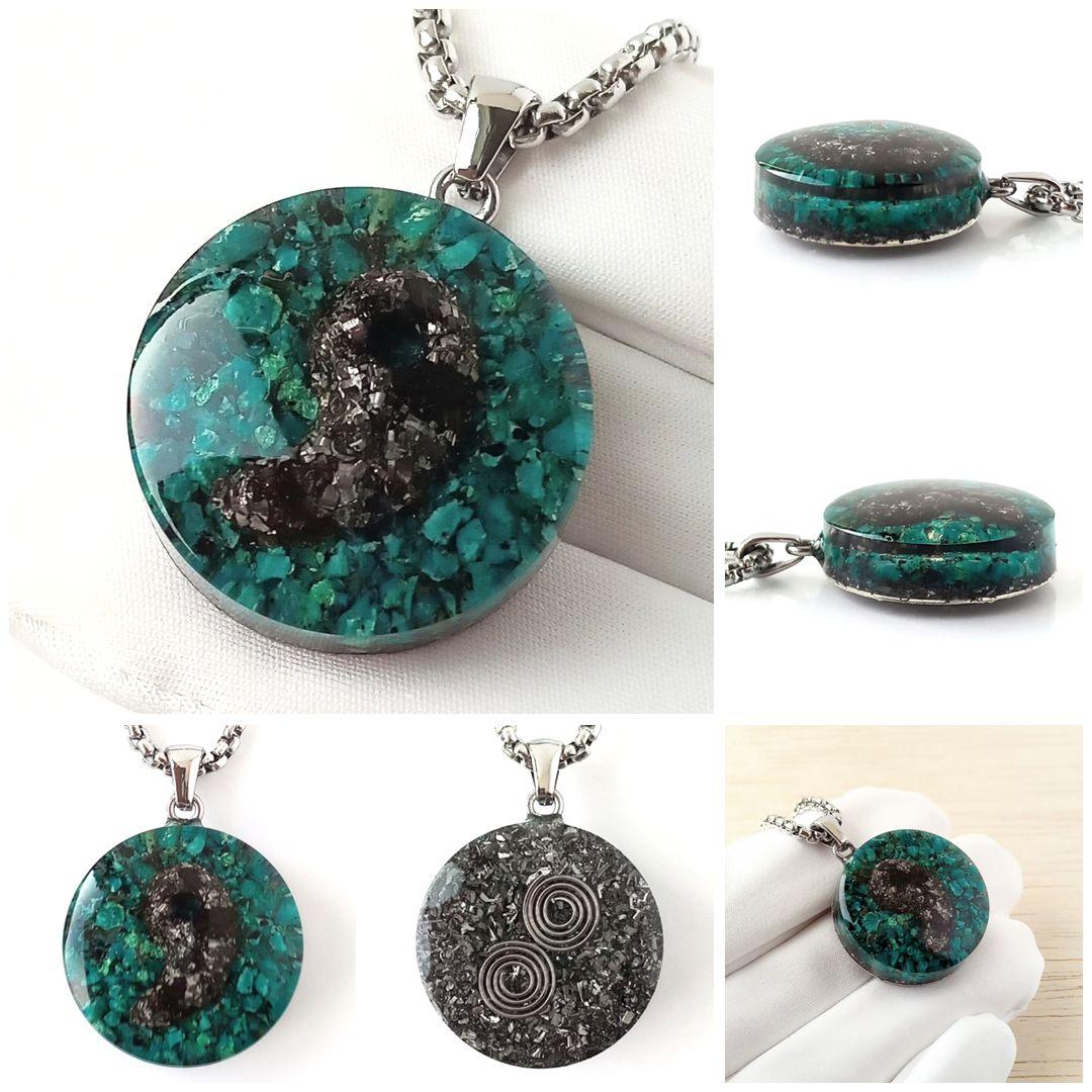 オルゴナイト｜強力パワー！！鉄質隕石×エリートシュンガイトの勾玉×クリソコラ