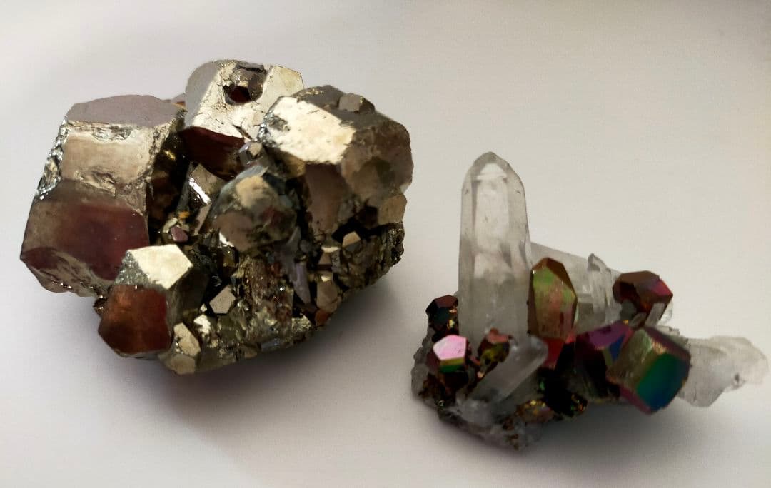 t*n様 【コレクター向】レインボーパイライト　水晶クラスター　パイライトインク