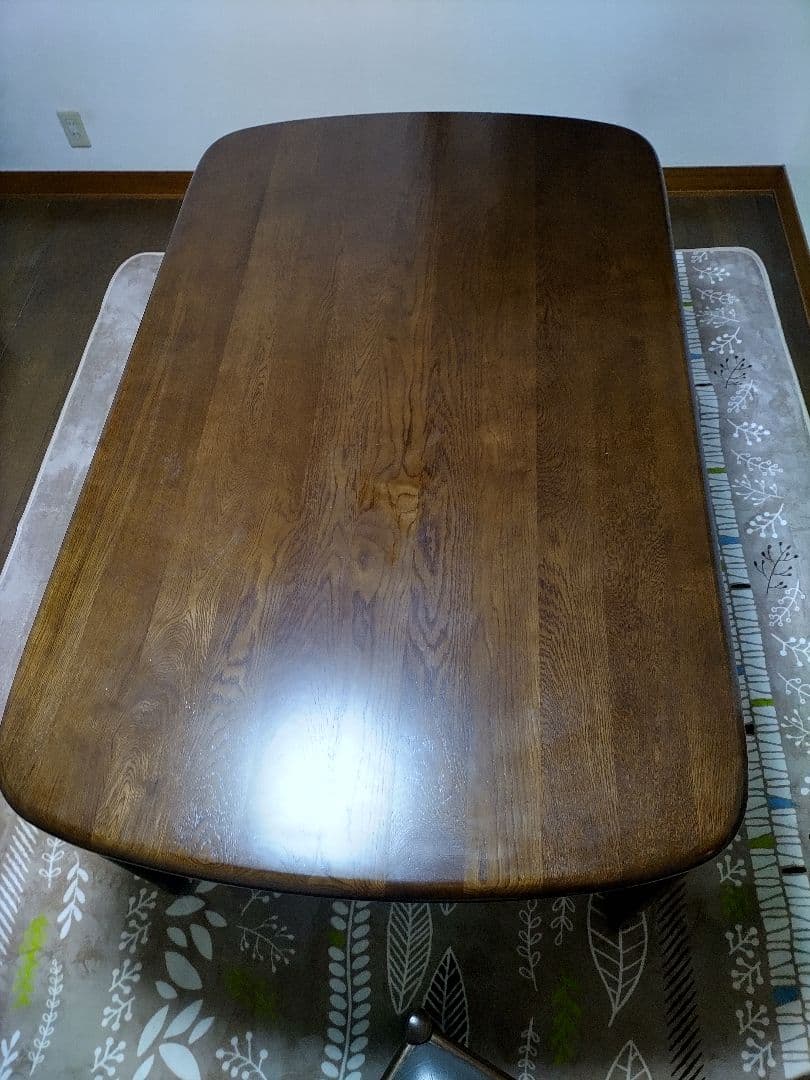 (期間限定価格)カリモク天然木ダイニングテーブル送料込み