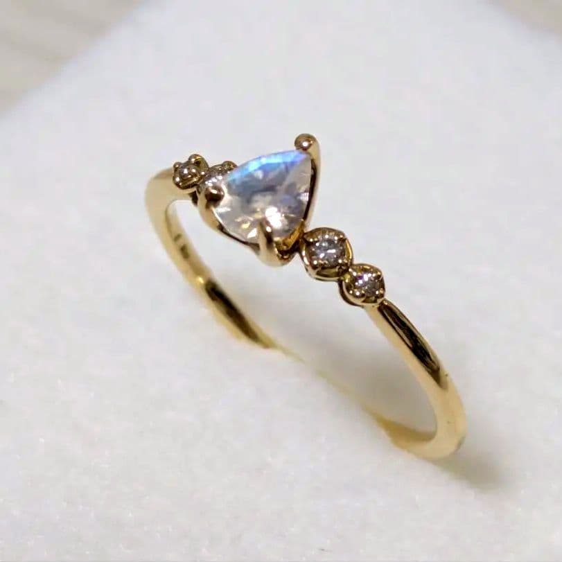 ほ*舗様 K18 10号 ロイヤルブルームーンストーン ペアシェイプ リング