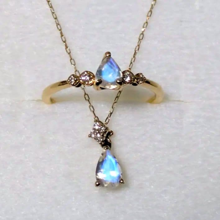 ほ*舗様 K18 10号 ロイヤルブルームーンストーン ペアシェイプ リング