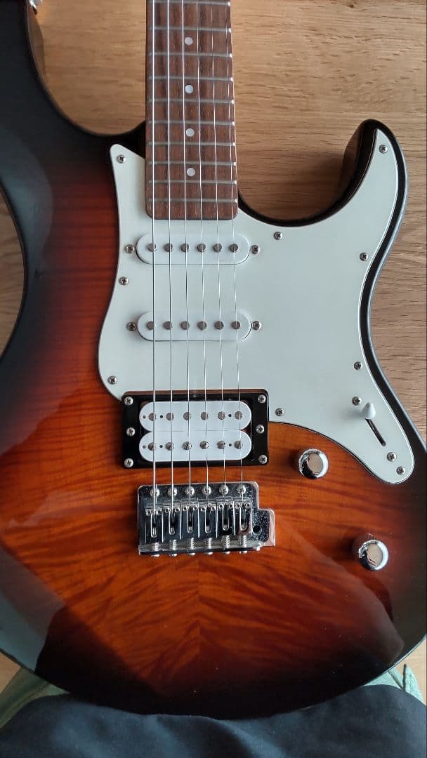 Yamaha PACIFICA エレキギター サンバースト