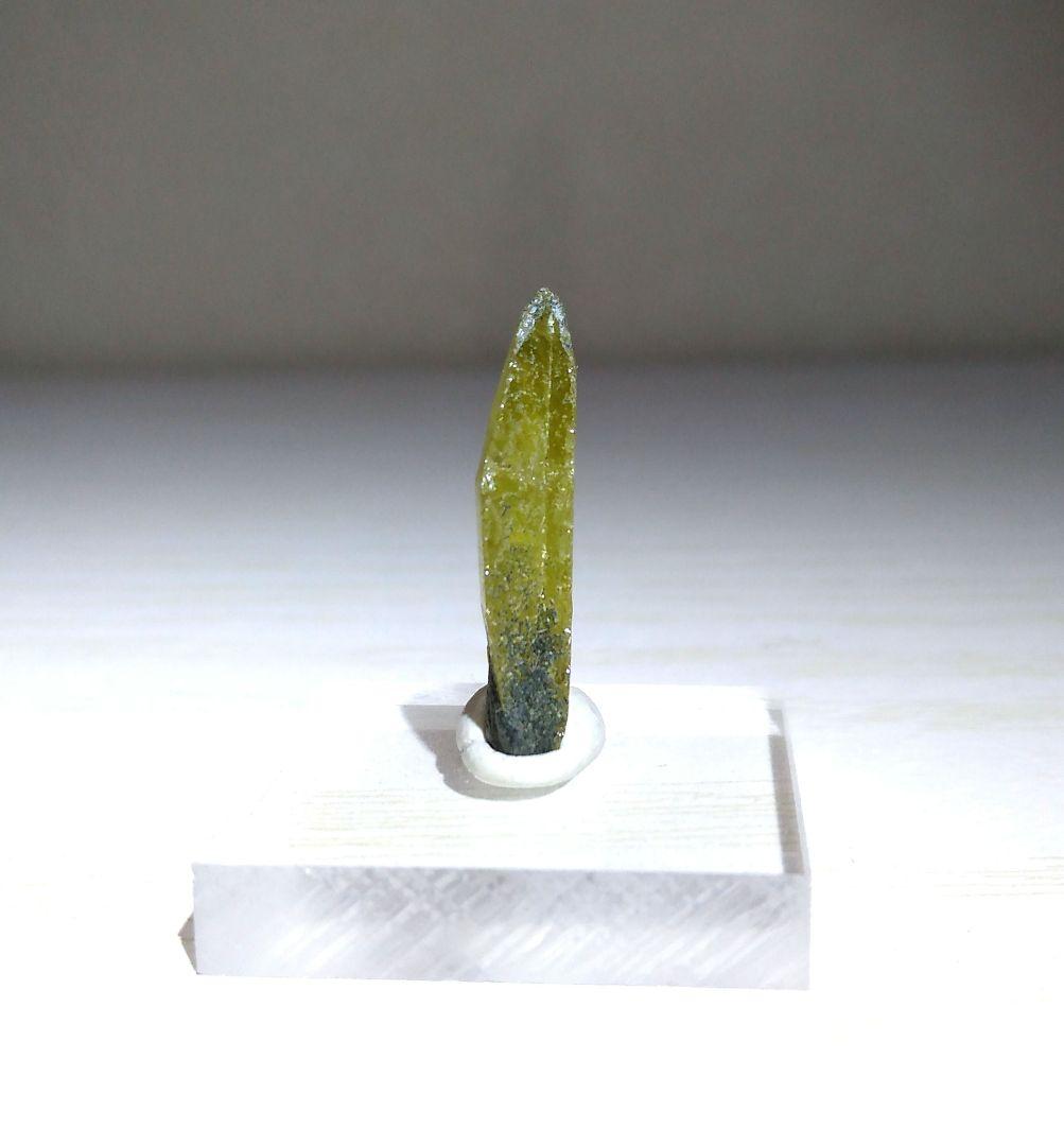 スフェーン （チタナイト）　宝石鉱物標本