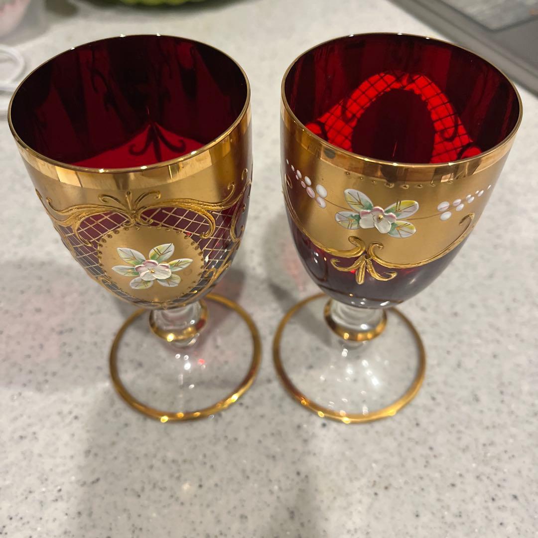 ヴェネツィアグラス　赤と金のガラス製2個セット