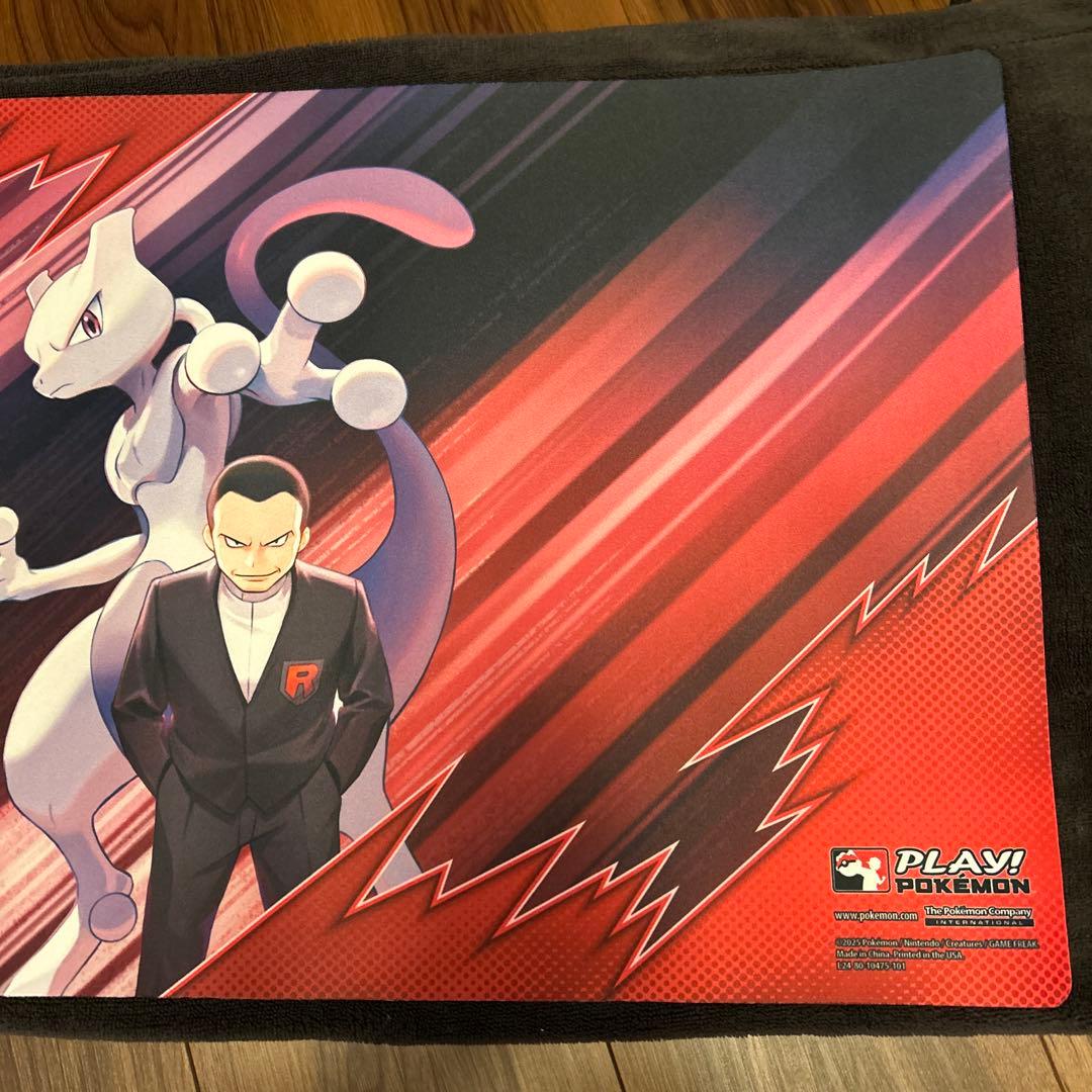 ポケモンカード プレイマット ロケット団のミュウツー サカキ プレマ 海外