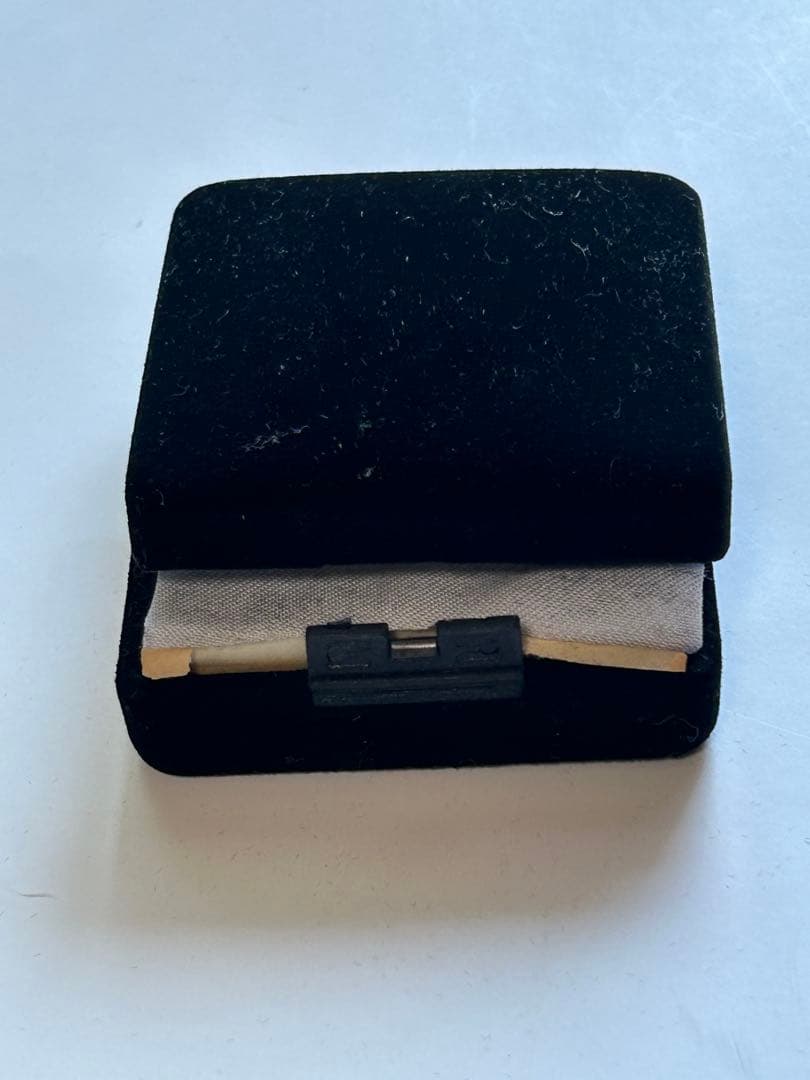 ジ*ト様 2001年9月11日 1オンス純銀