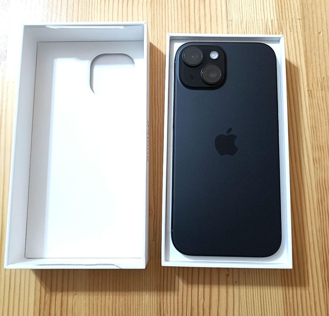 新品未使用Apple iPhone 15 ブラック128GB 本体おまけ付