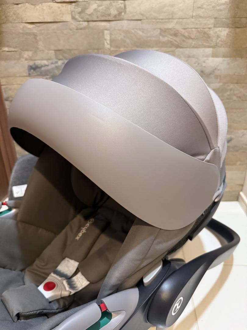 Cybex Cloud Z2 i-size チャイルドシート 新生児インレイ付