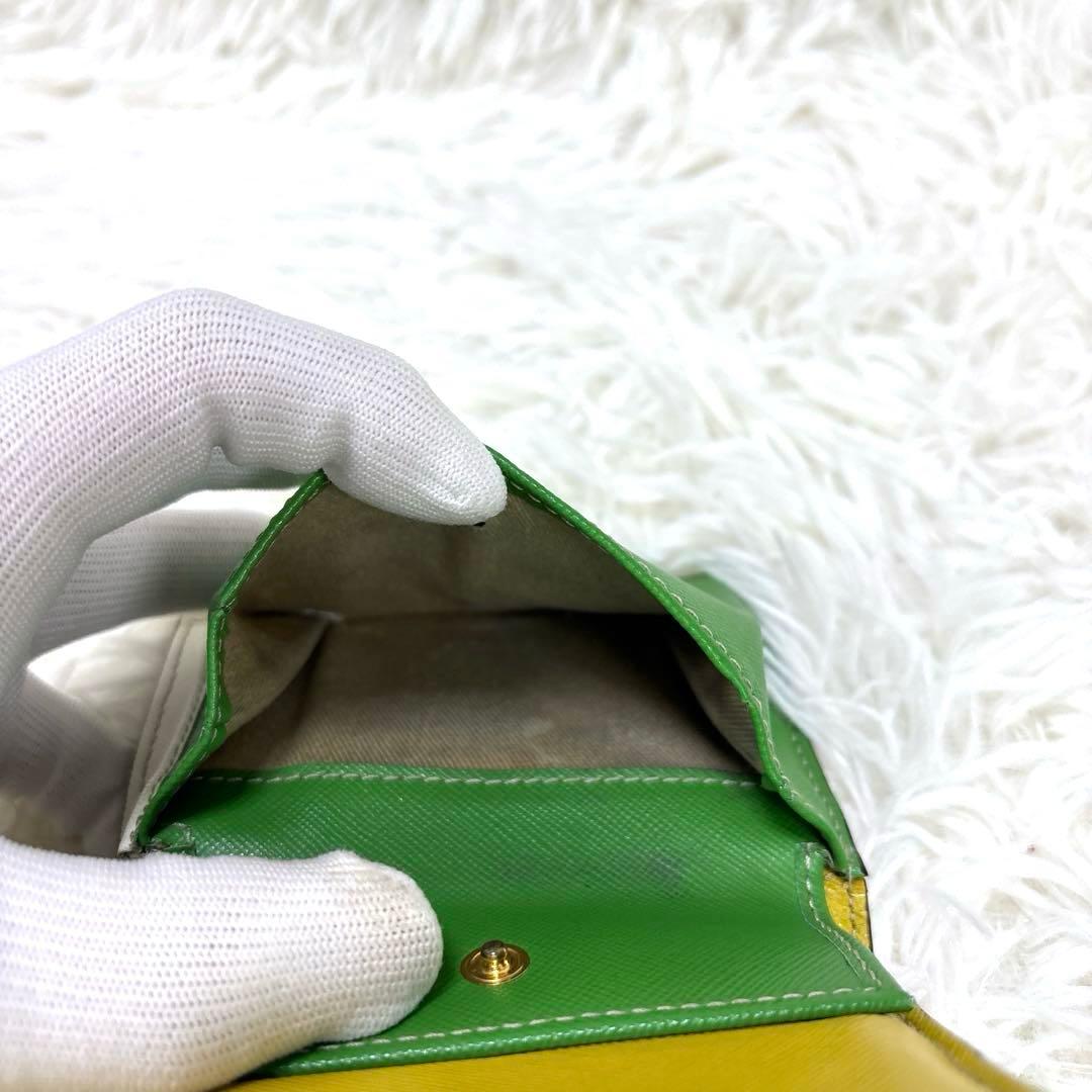 MARNI バイフォールドウォレット　二つ折り財布　ピンク　ホワイト