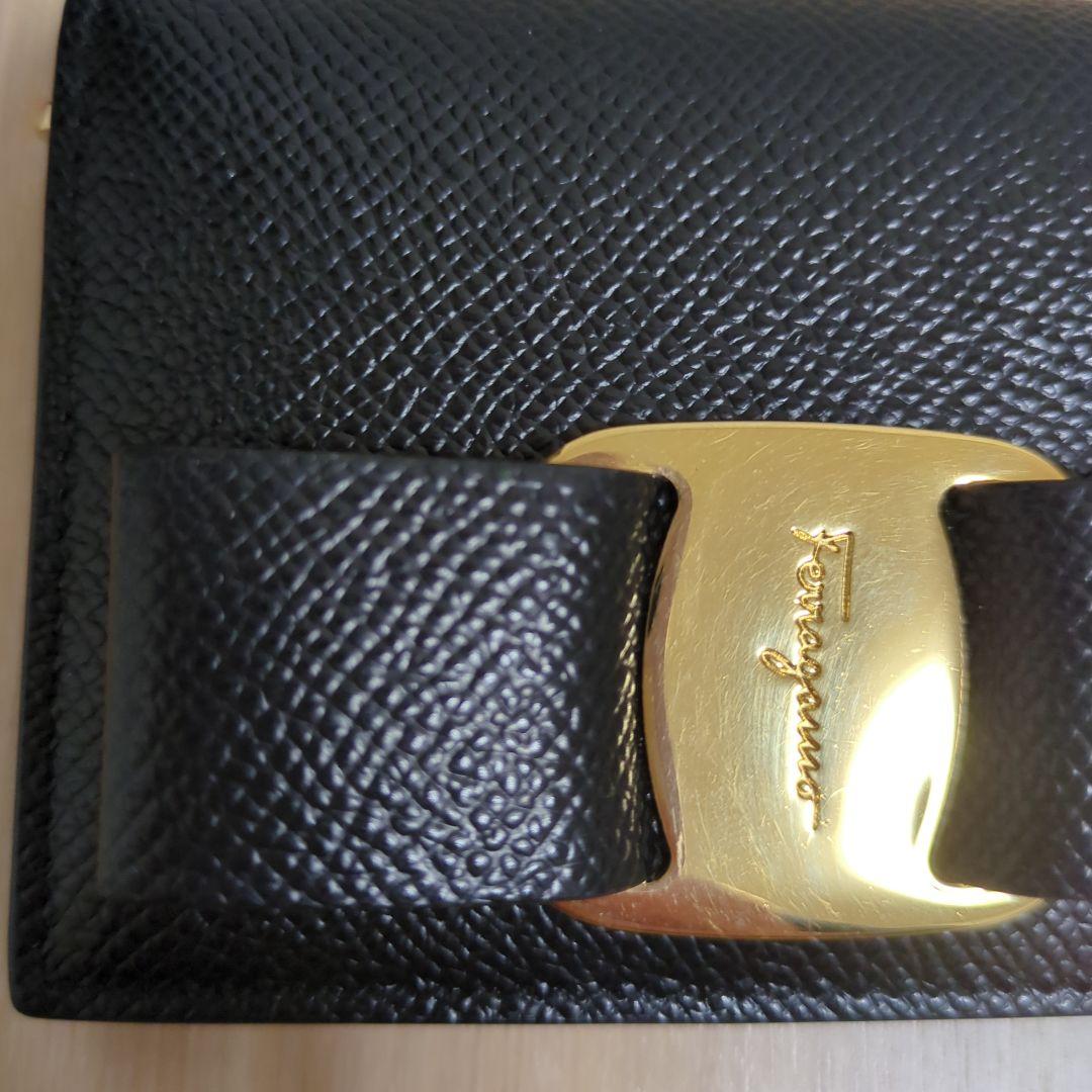 Salvatore Ferragamo ブラック 二つ折り財布