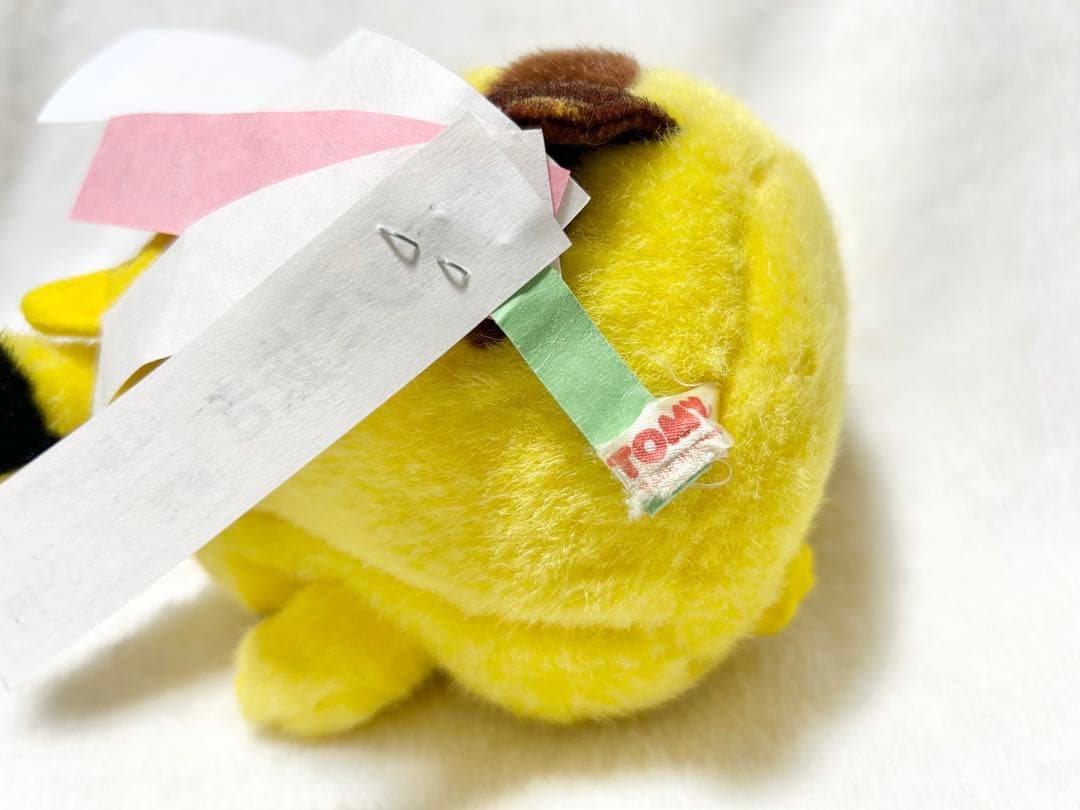 TOMY トミー ピカチュウ 初期ピカチュウ バンザイ　ぬいぐるみ①