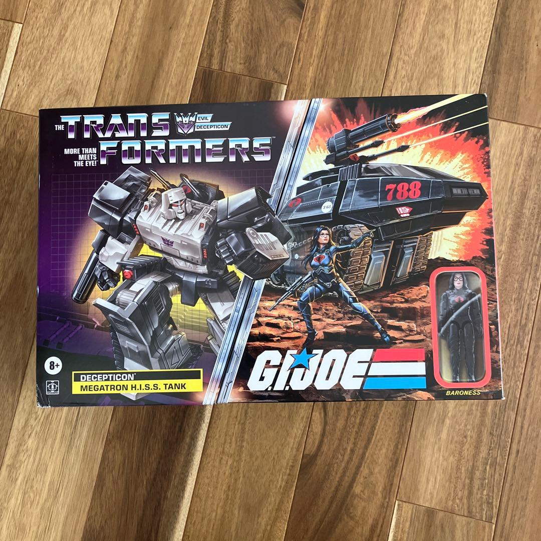 トランスフォーマー GIジョーコラボ メガトロン　H.I.S.S バロネス　2