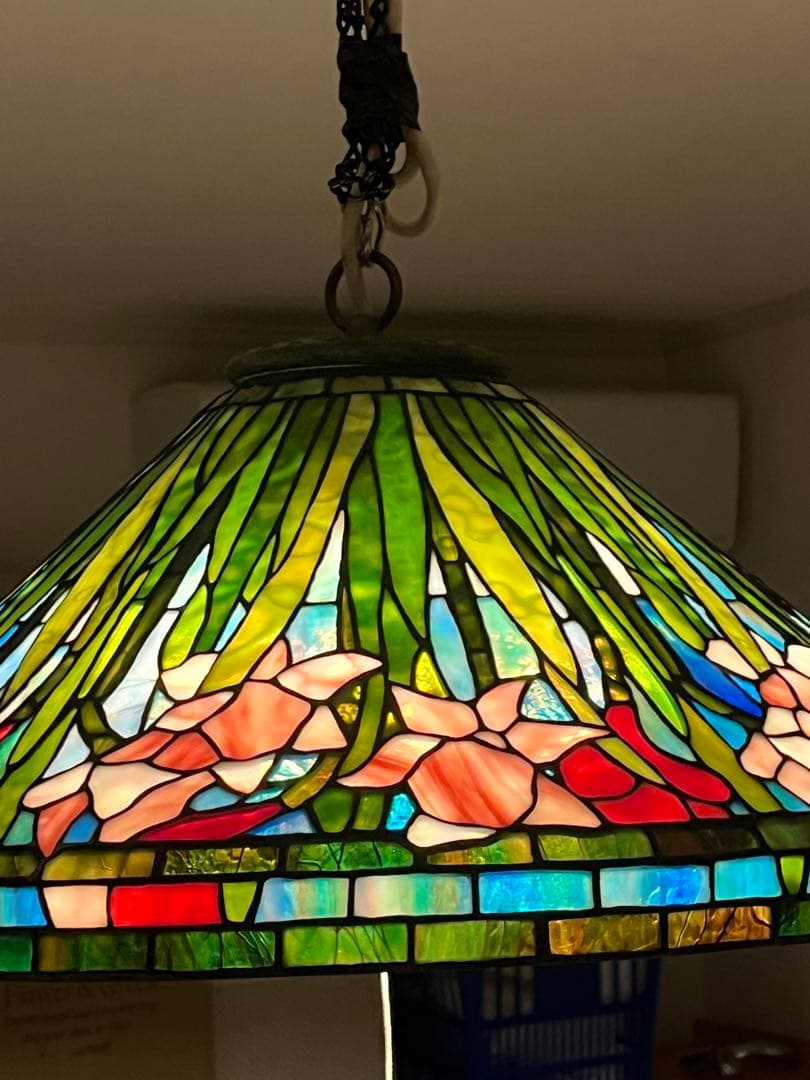 巨大な20インチ　水仙　ティファニー　吊り下げペンダントライト 3灯