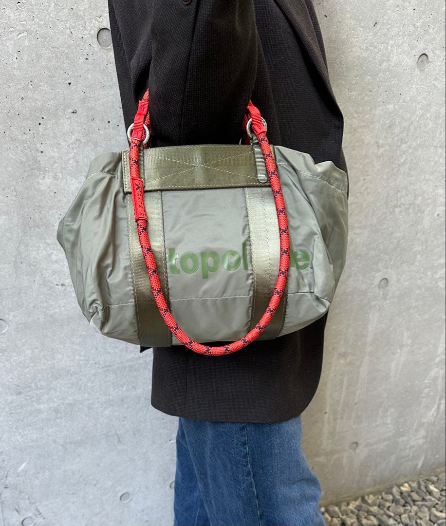 topologie Duffle Small オリーブグリーン　ストラップ付き