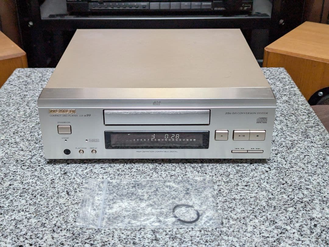 SANSUI　CD-α99 CDプレイヤー トレーベルト新品交換済み！