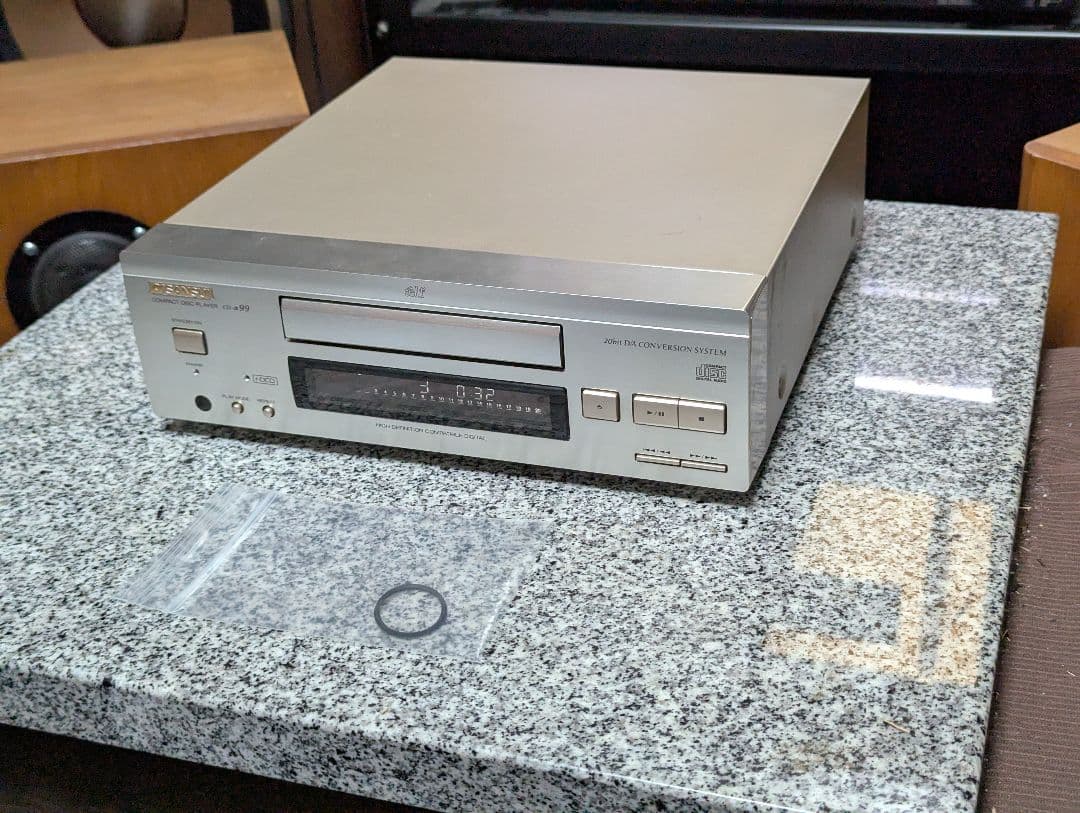 SANSUI　CD-α99 CDプレイヤー トレーベルト新品交換済み！