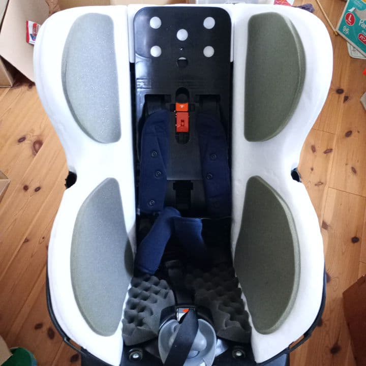 エールべべ クルット4 Oui2 ISOFIX （直接引渡し歓迎）クリーニング済