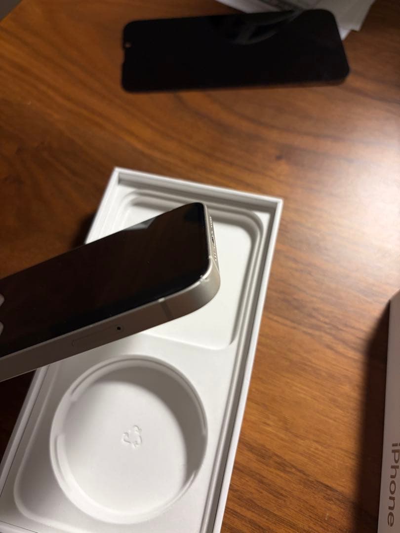 【iPhone13】 128GB ホワイト SIMフリー