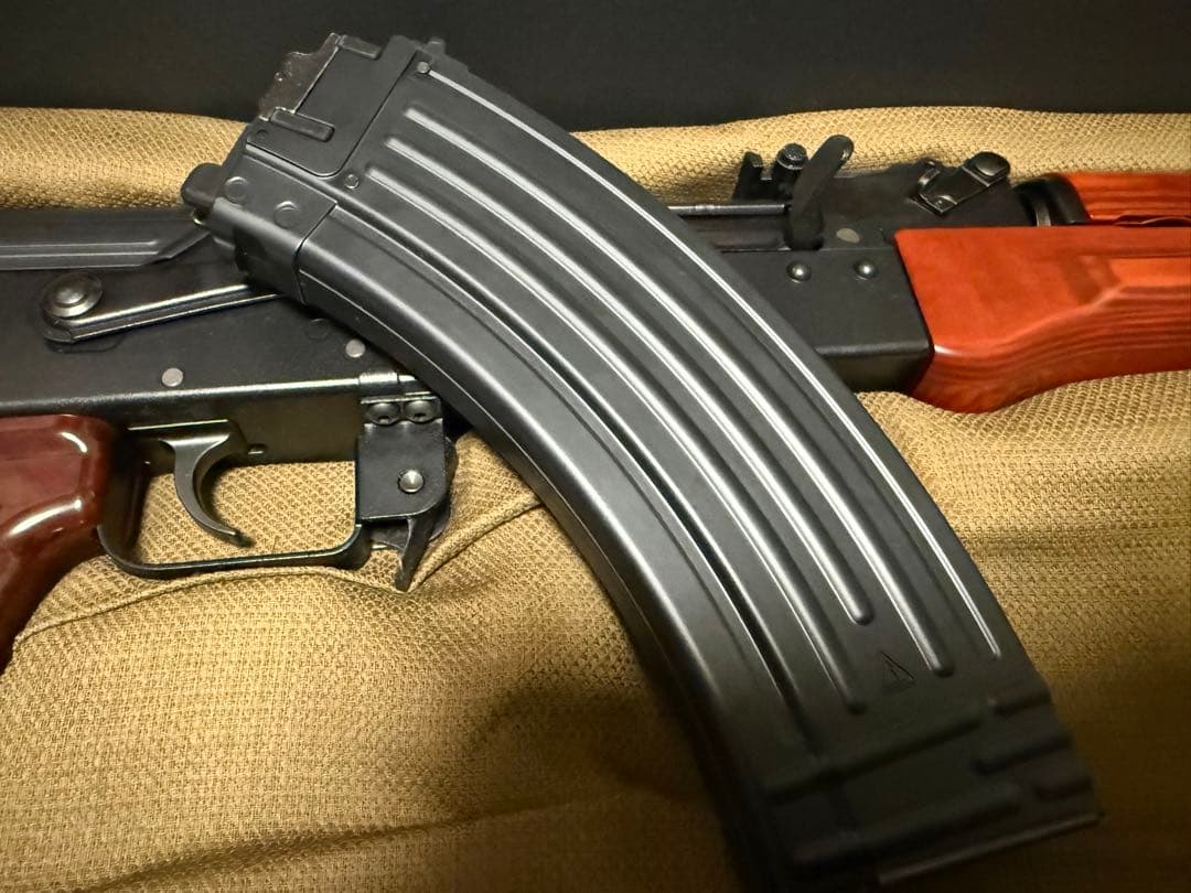 美品 東京マルイ ガスブローバック AKM ガスブロ ガスガン