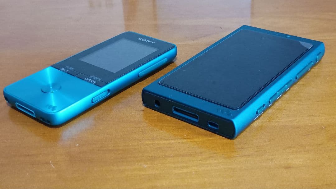 (送料無料) [要商品内容確認] ウォークマンSシリーズ 初音ミク モデル 中古