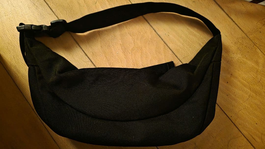 Novelbright ボディバッグ