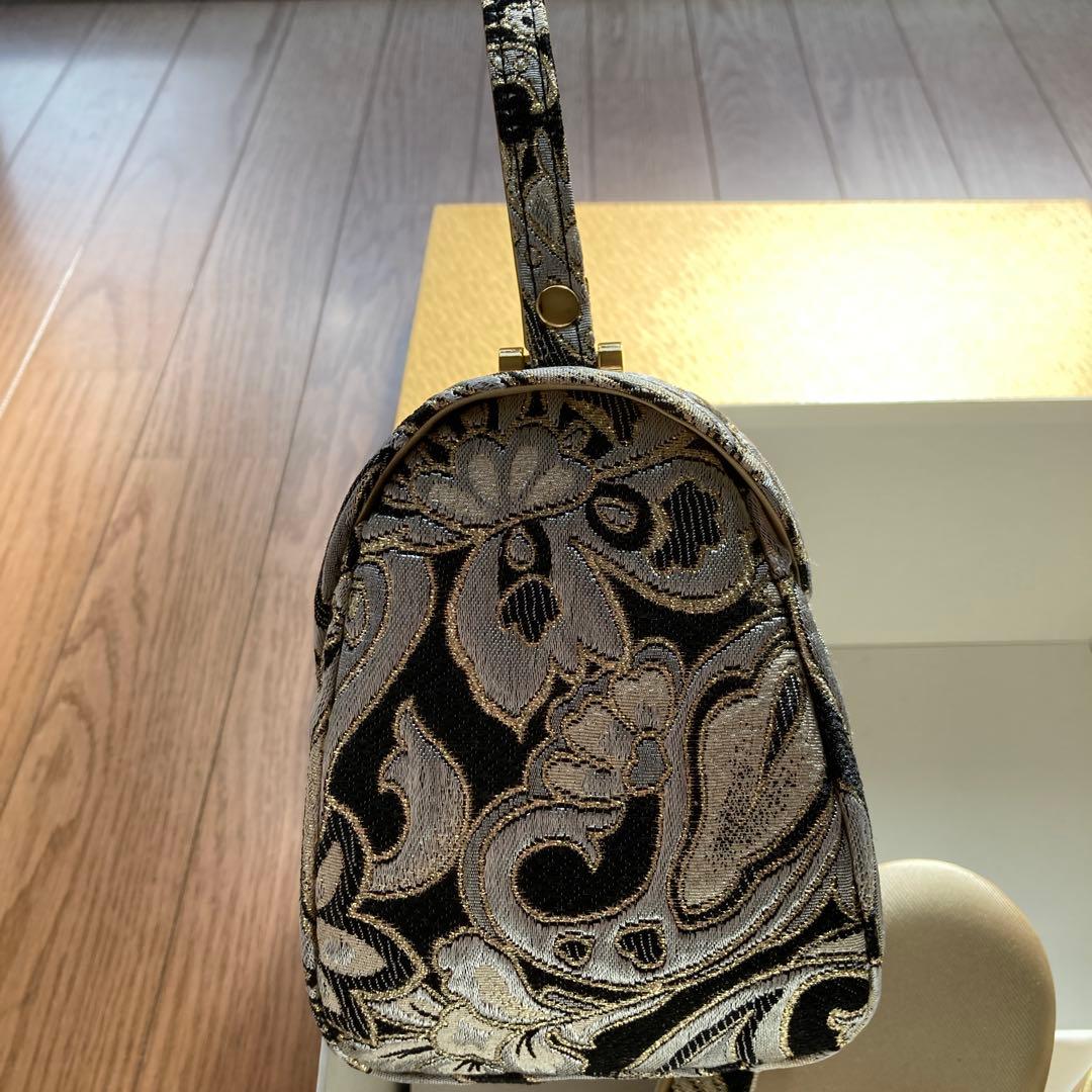新品未使用ゴールドとブラック和装用バッグ草履セット