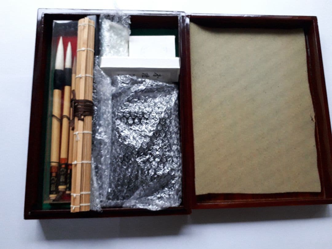 中国製書道箱セット　硯箱　未使用品　昭和レトロ昭和の物です。中国製です。