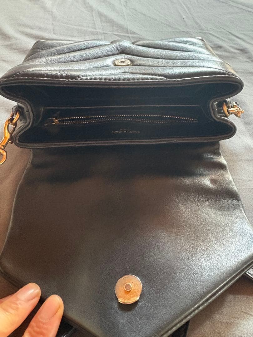 サンローラン ルル ショルダーバッグ