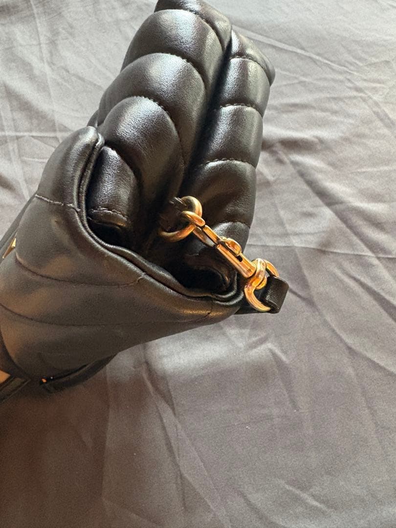 サンローラン ルル ショルダーバッグ