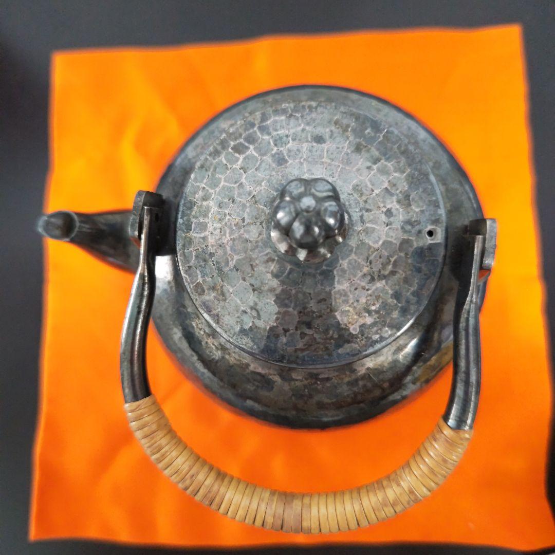 いぶし銀 鎚目 銀瓶